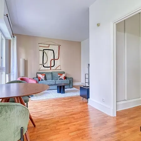 En Bordure De Paris- Le Flamboyant - 340b * Versailles