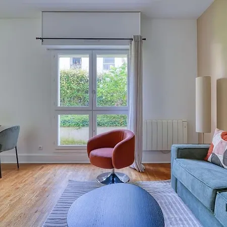 En Bordure De Paris- Le Flamboyant - 340b * Versailles